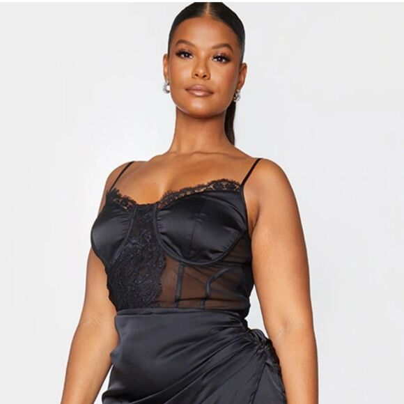 Pretty Little Thing Plus NWT Women's 26 Black Lace Ruched Side Detail Midi Dress - Picture 7 of 15